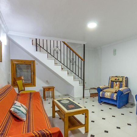 2 Bedroom Awesome Home In Santa Pola Ngoại thất bức ảnh